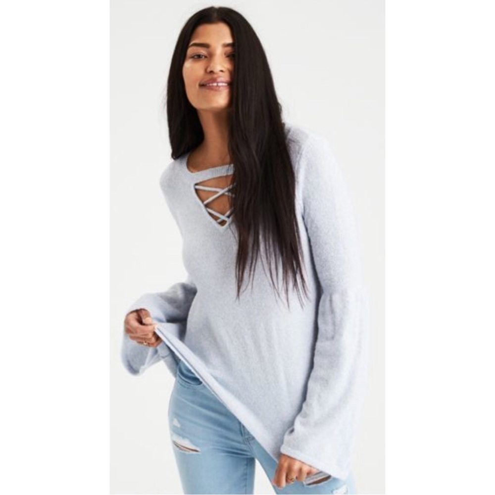 🆕AEO Soft Strappy Bell Sleeve Sweater V-Neck